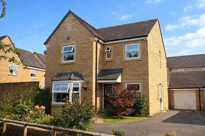4 Bedroom Detached House For Sale In Close House Road, Skipton, BD23