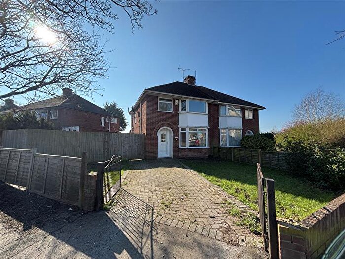 3 Bedroom House To Rent In Orchard Way, GL51