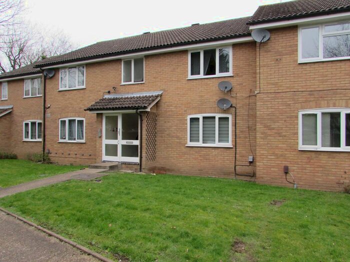 1 Bedroom Flat To Rent In Sarita Close, Harrow Weald, Middlesex, HA3