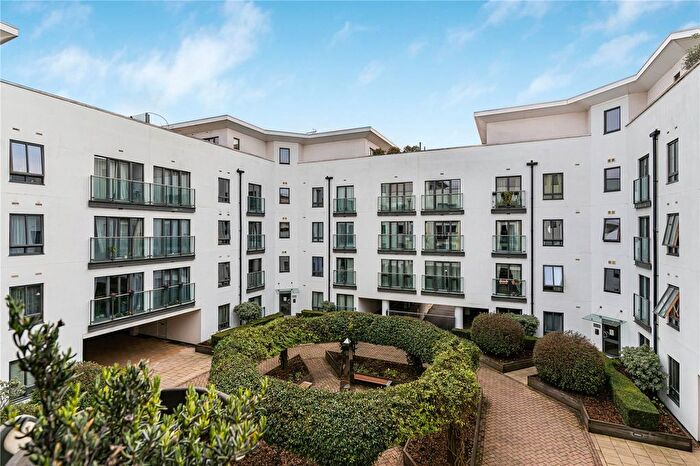 1 Bedroom Flat For Sale In Holford Way, London, SW15
