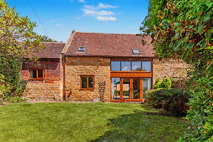 2 Bedroom Terraced House For Sale In Charingworth, Chipping Campden, GL55