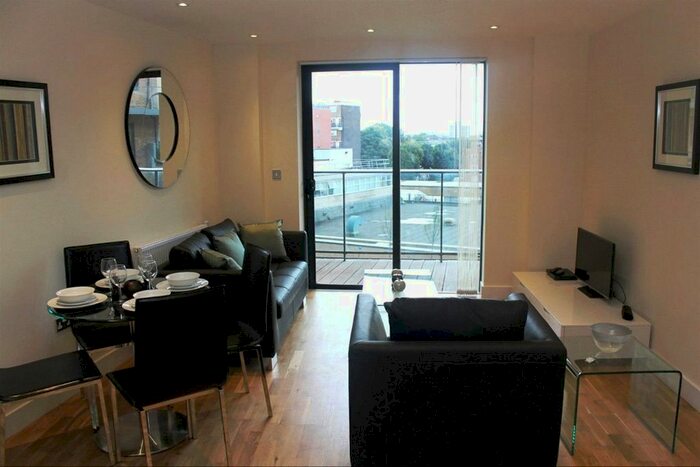 1 Bedroom Flat To Rent In The Arc, Arc House, Tower Bridge, SE1