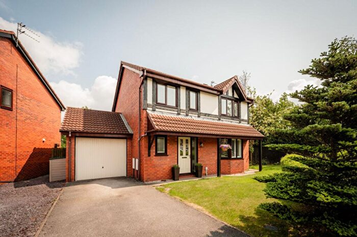 4 Bedroom Detached House For Sale In School House Grove, Burscough, L40
