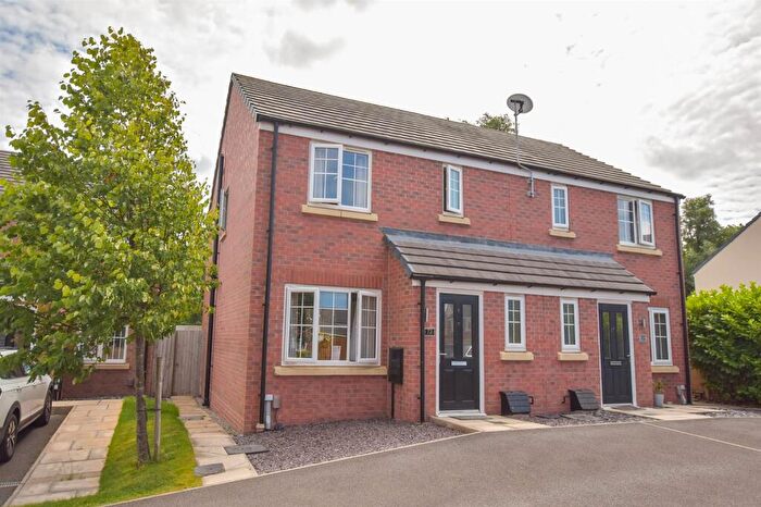 3 Bedroom Semi-Detached House For Sale In Pool Lane, Bromborough Pool, CH62