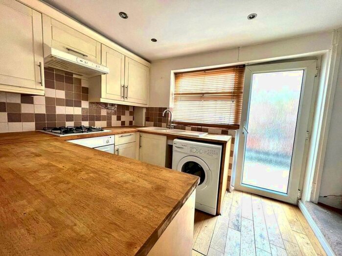 2 Bedroom Terraced House To Rent In North Street, Leighton Buzzard, LU7