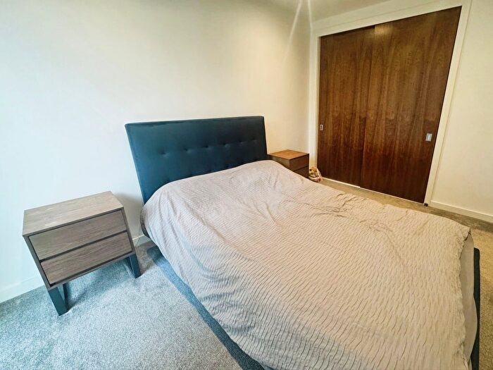 1 Bedroom Flat For Sale In Lightbox Blue, Media City Uk, Salford Quays, M50