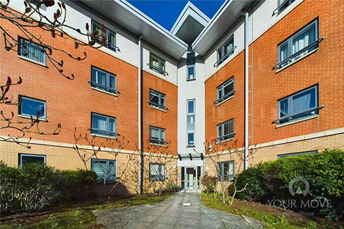2 Bedroom Flat For Sale In West Cotton Close, Northampton, NN4