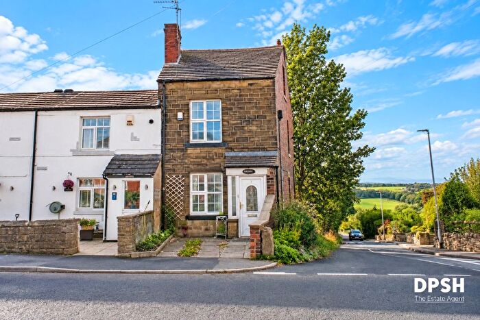3 Bedroom End Terrace House For Sale In Hillcrest, Gildersome, Leeds, LS27