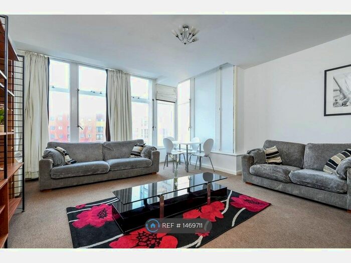 2 Bedroom Flat To Rent In Metro Central Heights, London, SE1