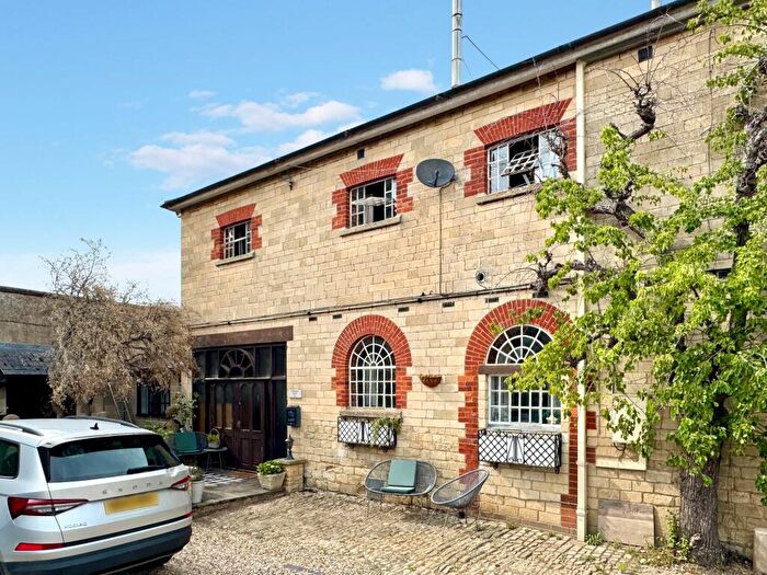2 Bedroom Barn Conversion To Rent In Bourton, Swindon, SN6