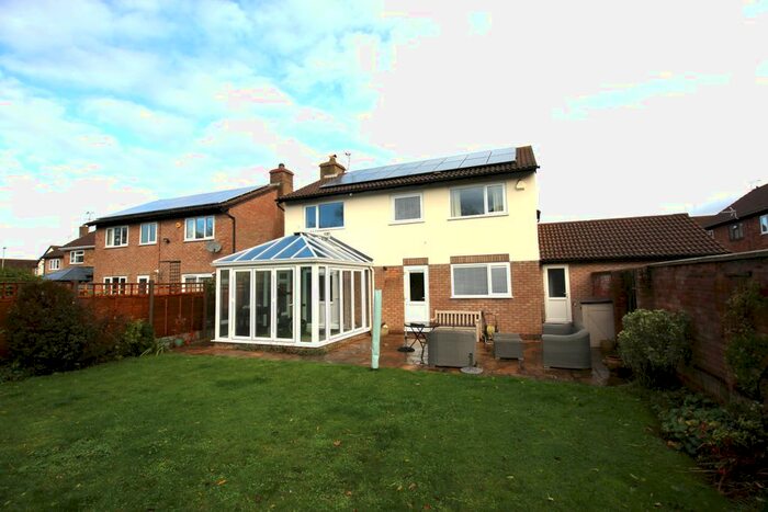 4 Bedroom Detached House To Rent In Ashcot Mews, Cheltenham, GL51