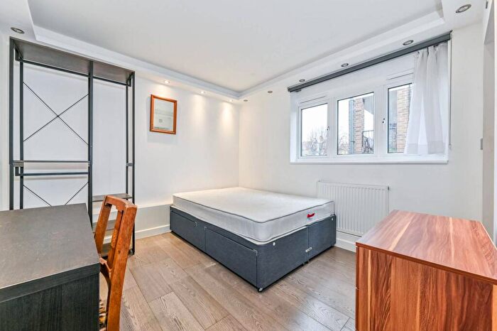 2 Bedroom Flat For Sale In Hungerford Road, Hillmarton Conservation Area, London, N7