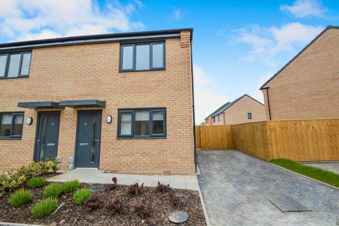 2 Bedroom Semi-Detached House To Rent In Canister Close, Alexandra Gardens, Hull, HU9