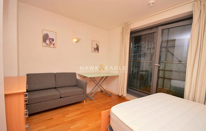 Studio To Rent In New Providence Wharf, Fairmont Avenue, London, E14