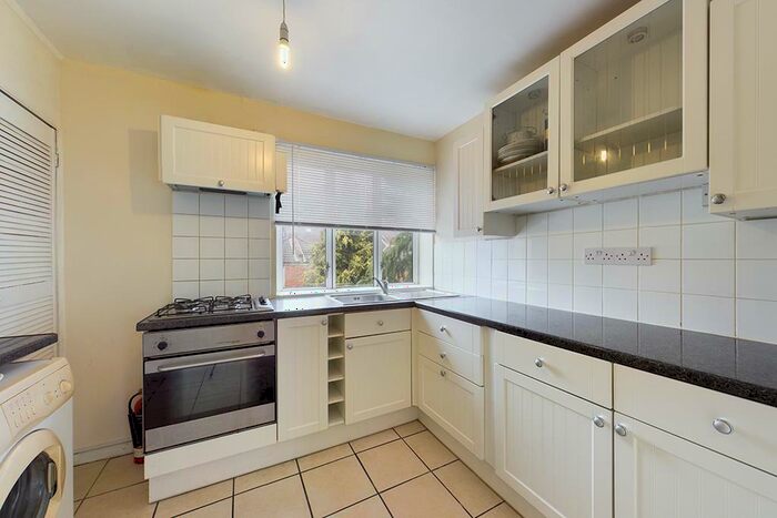 2 Bedroom Flat To Rent In Lyon Street, Southampton, SO14