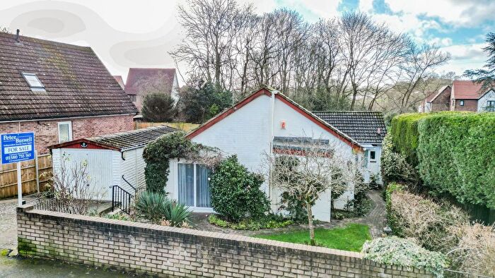3 Bedroom Bungalow For Sale In Copthall Avenue, Hawkhurst, TN18