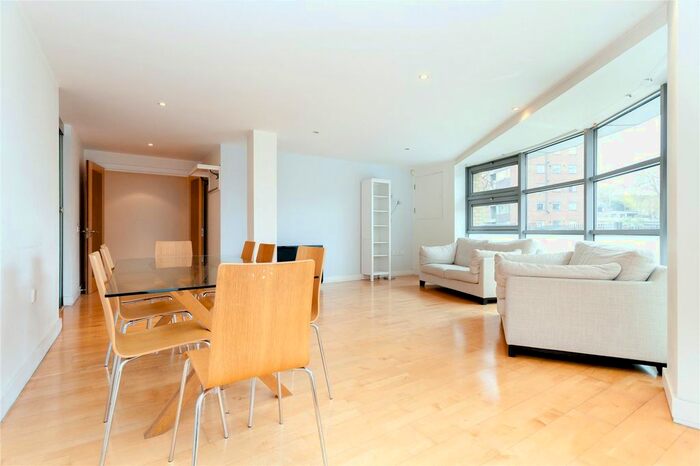 2 Bedroom Flat To Rent In Margery Street, Islington, London, WC1X