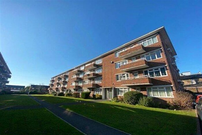1 Bedroom Flat To Rent In Shirley Road, Shirley, Southampton, SO15