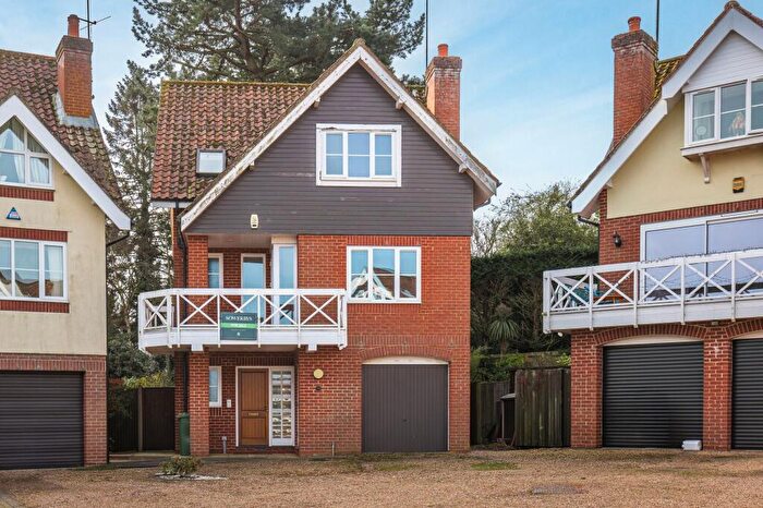 3 Bedroom Detached House For Sale In Superb Three Storey Riverside Home In Wroxham, NR12