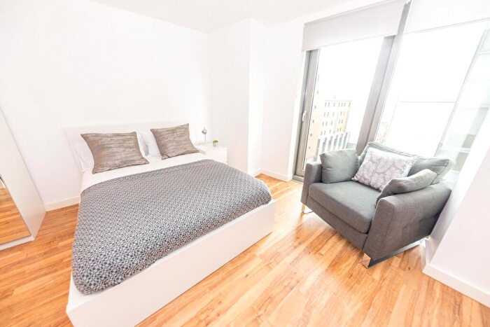Flat To Rent In The Tower, Plaza Boulevard, Liverpool, L8