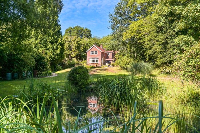4 Bedroom Detached House For Sale In Packridge Lane, Romsey, SO51
