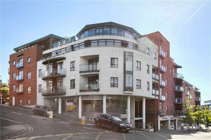 3 Bedroom Flat To Rent In Trinity Gate, Epsom Road, Guildford, Surrey, GU1