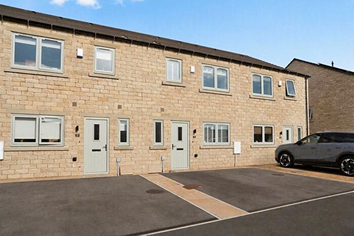 3 Bedroom Terraced House For Sale In Isaac Croft Place, Yeadon, Leeds, LS19
