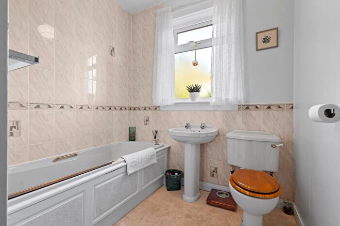4 Bedroom Detached House For Sale In Clearmount Avenue, Newmilns, KA16