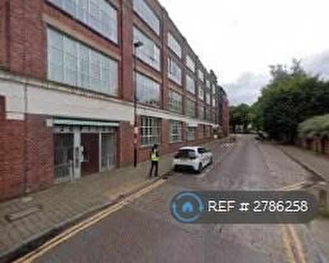 2 Bedroom Flat To Rent In The Mill, Birmingham, B16