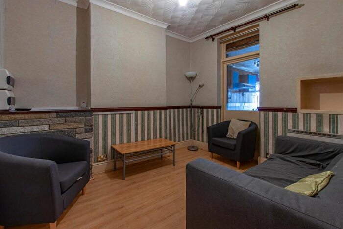 4 Bedroom Private Halls To Rent In Thesiger Street, Cathays, CF24