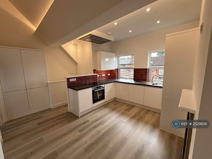 1 Bedroom Flat To Rent In Agnes Road, Northampton, NN2