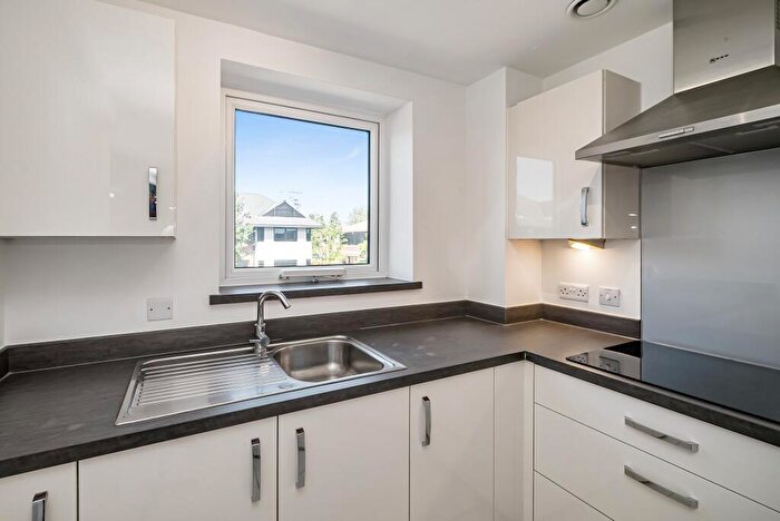 1 Bedroom Retirement Property To Rent In - Bridge Avenue, Maidenhead, Berkshire, SL6