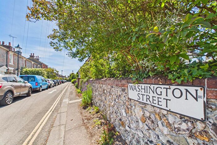 2 Bedroom Terraced House For Sale In Washington Street, Chichester, PO19