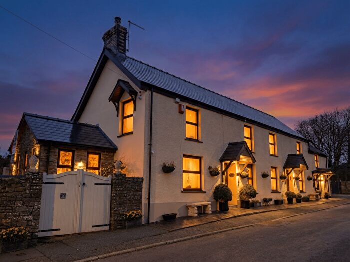 6 Bedroom Detached House For Sale In Spittal, Haverfordwest, SA62