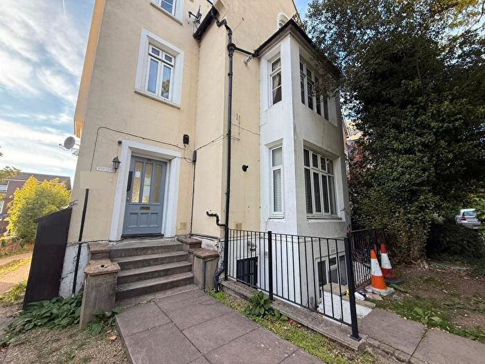 Studio To Rent In Slough, Berkshire, SL1