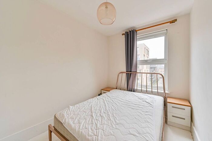 1 Bedroom Flat To Rent In Kilburn Park Road, Maida Vale, London, NW6
