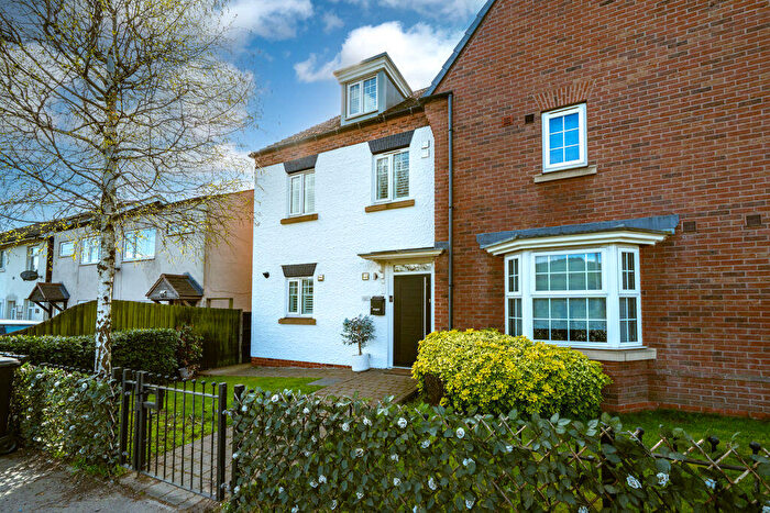 3 Bedroom Semi Detached House For Sale In Prince Mews, Stourbridge Road, Hagley, DY9