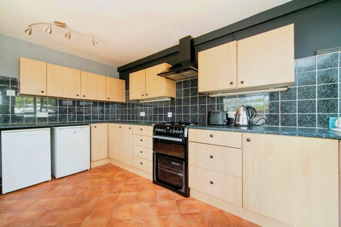 2 Bedroom Bungalow For Sale In Leyland Drive, Saltney Ferry, Caer, Leyland Drive, CH4