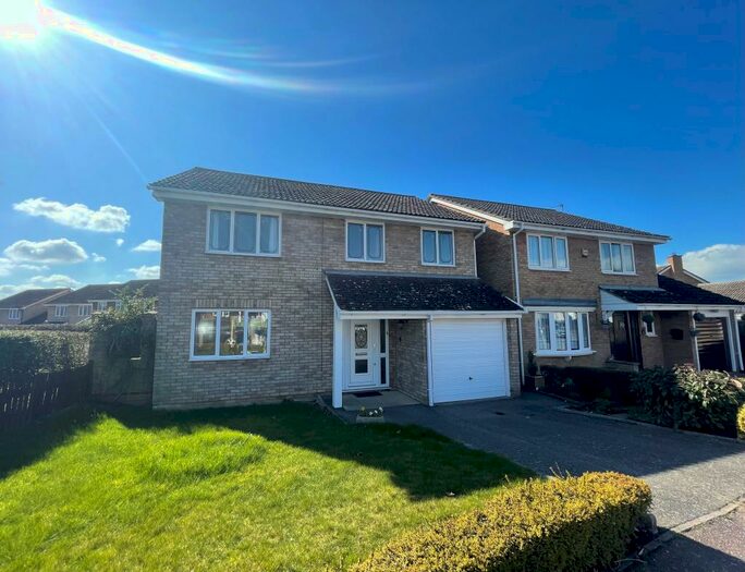 4 Bedroom House To Rent In Spenlow Drive, Chelmsford, CM1