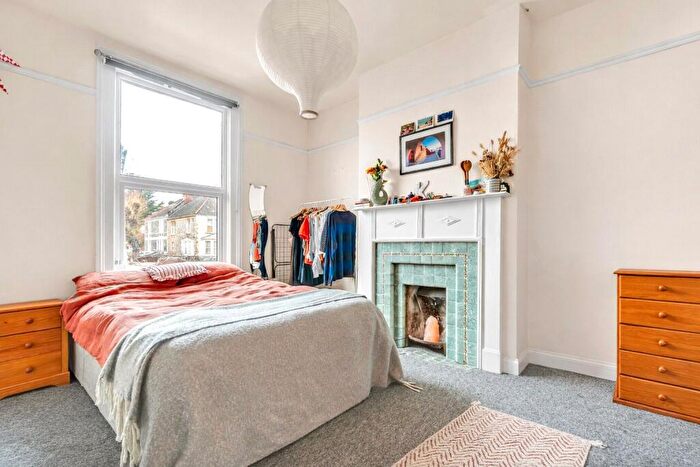 6 Bedroom Apartment To Rent In Gloucester Road, Bishopston, Bristol, BS7