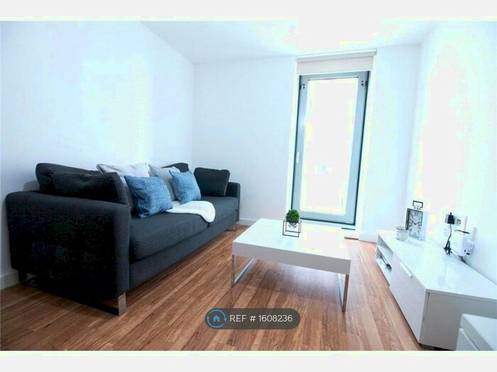 1 Bedroom Flat To Rent In Media City B, Salford, Greater Manchester, M50