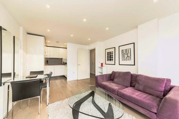1 Bedroom Flat To Rent In Central Street, Clerkenwell, EC1V