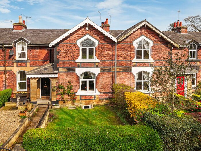 3 Bedroom Terraced House For Sale In The Balk, Walton, Wakefield, West Yorkshire, WF2