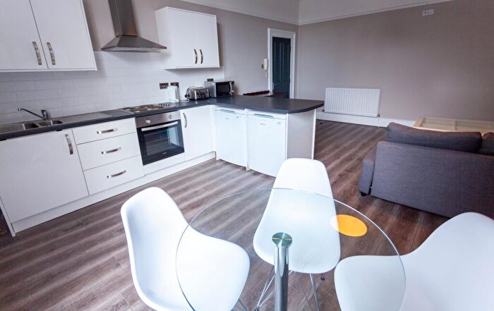 3 Bedroom Flat To Rent In Upper Parliament Street, L8