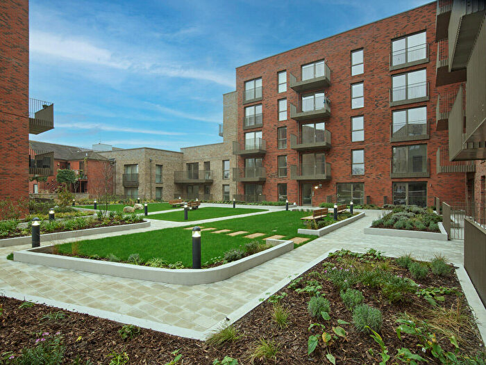 2 Bedroom Apartment For Sale In Maidenhead, Berkshire, SL6