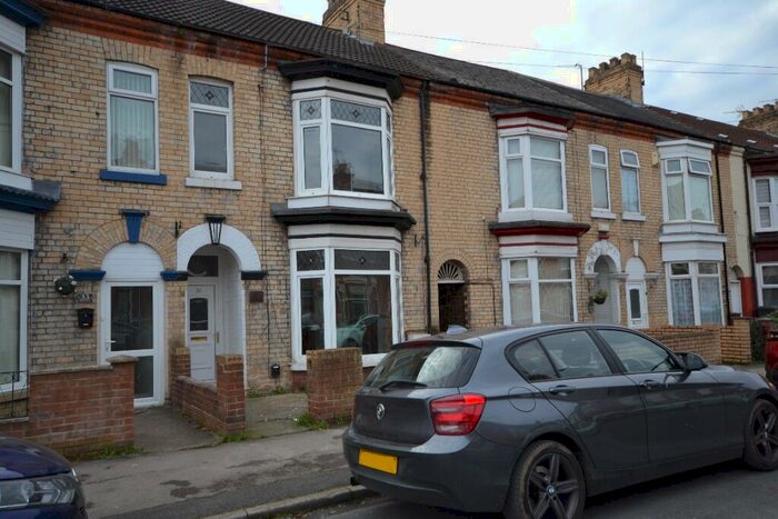 3 Bedroom Terraced House To Rent In Jalland Street, Hull, HU8