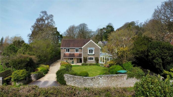 5 Bedroom Detached House For Sale In St. James Street, Shaftesbury, SP7