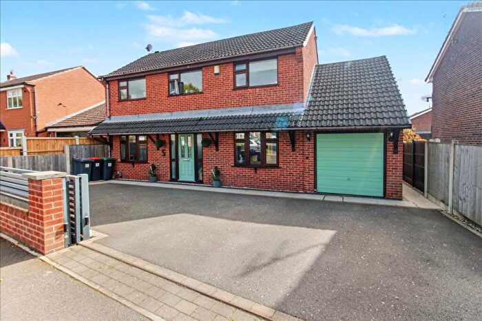 4 Bedroom Detached House For Sale In Coatsby Road, Kimberley, Nottingham, NG16
