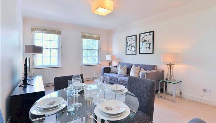 2 Bedroom Flat To Rent In Fulham Road, Chelsea, SW3