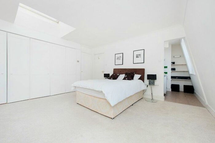 Studio To Rent In Cranley Gardens, London, SW7